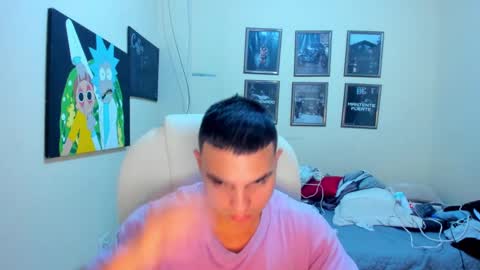 Snapshot of yker18 chatting on February 28, 8:39 pm yker online show from February 28, 8:39 pm