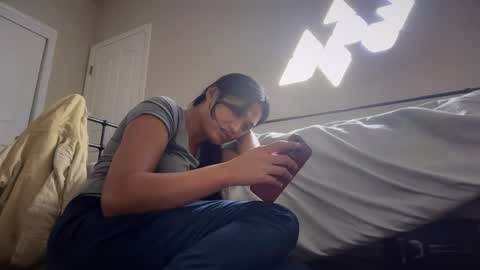 Palmela Handerson online show from October 7, 2:36 pm