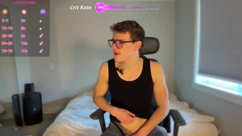 yngdesire1 online show from February 19, 10:06 pm