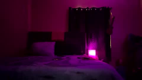 yngnhun9 online show from April 7, 6:41 pm