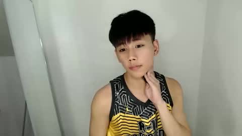 ynotyu online show from May 4, 4:25 pm
