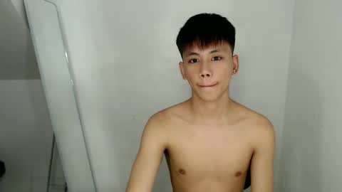 ynotyu online show from May 7, 11:59 am