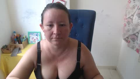 yohis online show from April 1, 6:05 pm