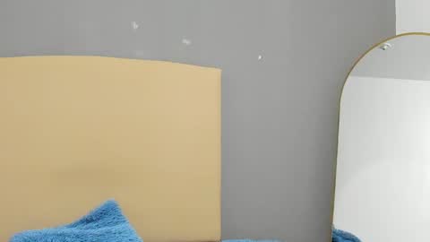 Snapshot of yoi_olimpo chatting on February 6, 12:05 pm Yoi Olimpo online show from February 6, 12:05 pm