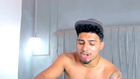 Snapshot of yoi_olimpo chatting on March 5, 6:23 pm Yoi Olimpo online show from March 5, 6:23 pm