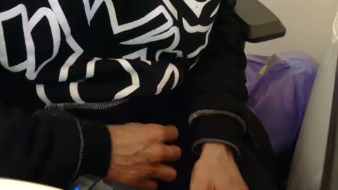 yokaxondoo online show from March 17, 6:17 am