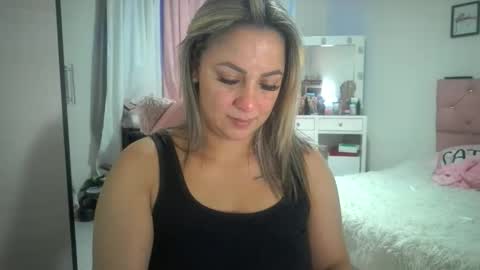 yokiko online show from January 18, 9:51 pm