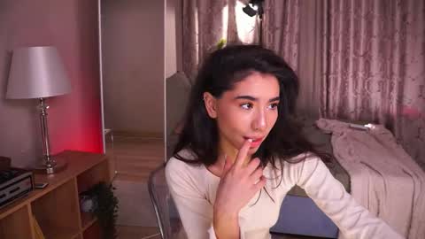 Snapshot of yokokoko__ chatting on January 19, 5:55 am Yoko online show from January 19, 5:55 am