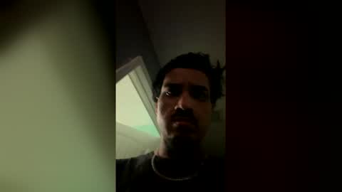 yomanfrienda online show from May 15, 2:51 am