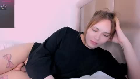 Snapshot of yomoyoo chatting on February 12, 8:15 pm yomoyoo online show from February 12, 8:15 pm