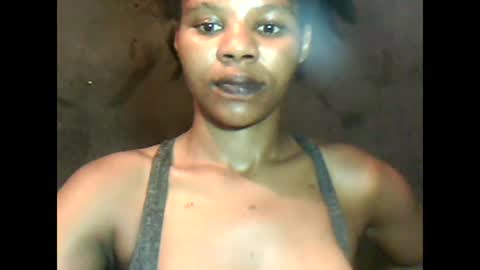 amazingkellyxx online show from January 1, 4:29 pm