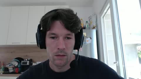 yone23 online show from April 18, 9:24 am