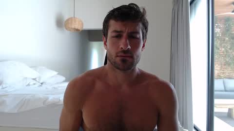 Yoooups online show from October 7, 6:16 pm