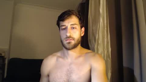 Yoooups online show from November 8, 11:36 pm