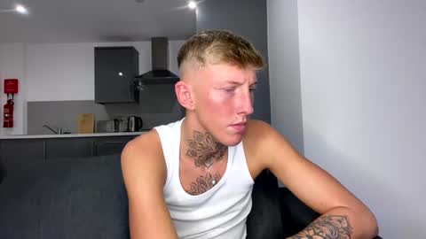 Snapshot of yorkshirelad208 chatting on February 14, 5:36 pm Harrison online show from February 14, 5:36 pm