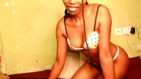 Snapshot of yosweetslut chatting on July 13, 2:20 pm Sweetkitty online show from July 13, 2:20 pm