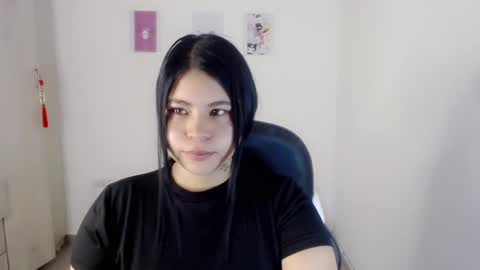 Snapshot of you_little_pervert chatting on December 11, 11:41 am Little Pervert online show from December 11, 11:41 am