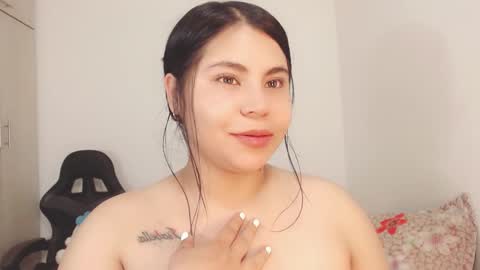 Snapshot of you_little_pervert chatting on October 24, 11:39 am Little Pervert online show from October 24, 11:39 am