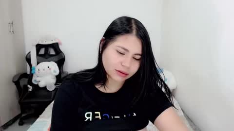 Snapshot of you_little_pervert chatting on November 8, 10:59 am Little Pervert online show from November 8, 10:59 am