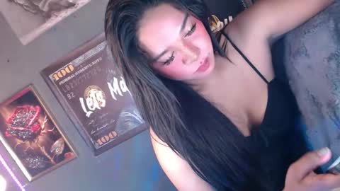 Snapshot of you_should_try chatting on November 30, 4:05 am Denice online show from November 30, 4:05 am