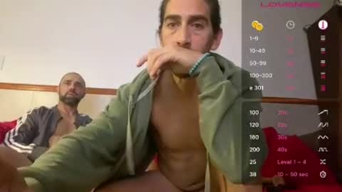 Snapshot of youcallmerobert chatting on July 20, 2:59 am youcallmerobert online show from July 20, 2:59 am