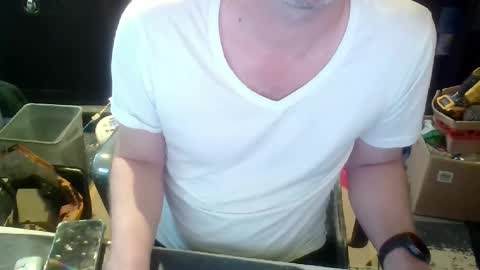 Snapshot of youmepleasure chatting on February 11, 11:21 am Playtime online show from February 11, 11:21 am