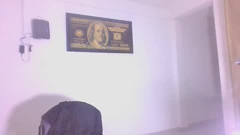 Snapshot of youn_king chatting on December 6, 11:54 am ALEX online show from December 6, 11:54 am