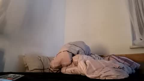 Snapshot of younh23wood chatting on July 8, 2:05 am younh23wood online show from July 8, 2:05 am