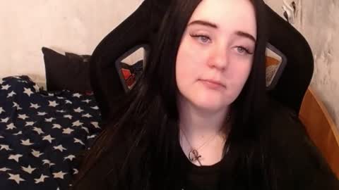 your_8a8y online show from March 11, 11:12 am