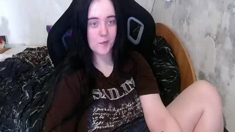 your_8a8y online show from May 24, 1:27 pm