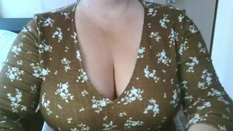Maria Love online show from July 12, 9:00 am
