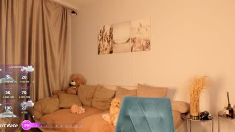 Camilla online show from March 4, 4:46 pm