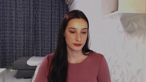 Snapshot of your_best_foxxx chatting on December 22, 9:42 pm Milla online show from December 22, 9:42 pm