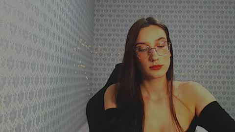 Snapshot of your_best_foxxx chatting on November 8, 3:45 pm Milla online show from November 8, 3:45 pm