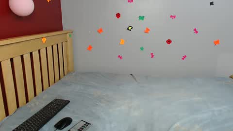 your_dirty_slutt online show from February 21, 5:20 pm