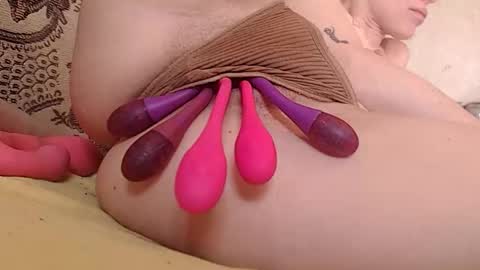 Emily online show from February 19, 9:05 am