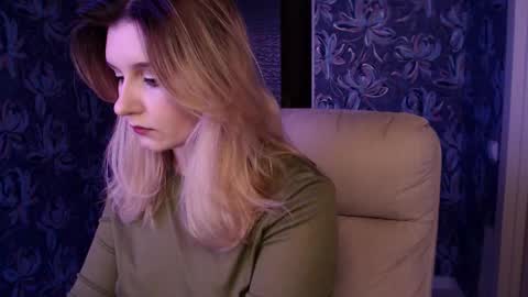 Snapshot of your_freya chatting on February 1, 2:48 pm Freya online show from February 1, 2:48 pm