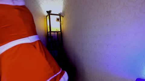 Cora online show from December 24, 5:34 pm