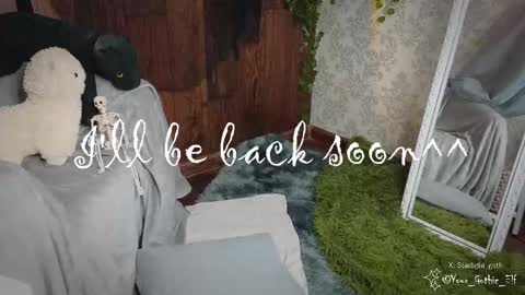 Snapshot of your_gothic_elf chatting on March 10, 10:24 pm Stella online show from March 10, 10:24 pm