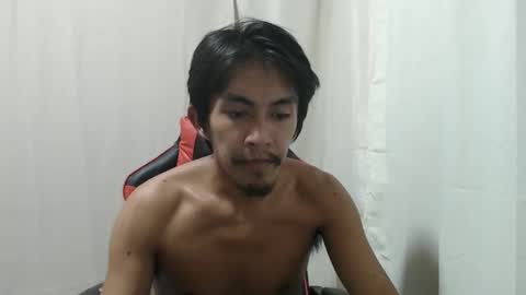 your_guy111 online show from May 13, 11:18 am