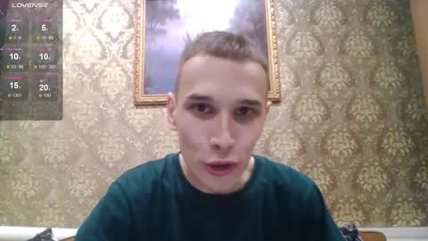 Snapshot of your_honeyy chatting on October 28, 9:13 am Mark online show from October 28, 9:13 am