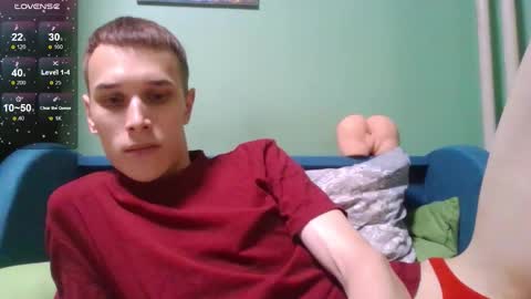 Snapshot of your_honeyy chatting on November 26, 8:32 pm Mark online show from November 26, 8:32 pm