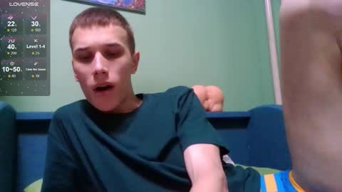 Snapshot of your_honeyy chatting on November 28, 11:07 pm Mark online show from November 28, 11:07 pm