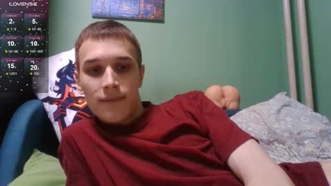 Snapshot of your_honeyy chatting on December 19, 4:47 pm Mark online show from December 19, 4:47 pm