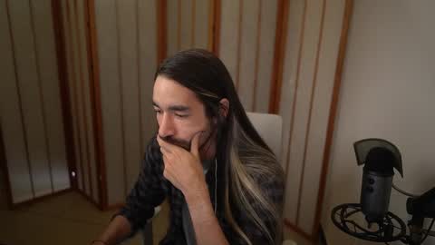 Snapshot of your_ice_cream chatting on November 18, 2:32 pm Siebel. online show from November 18, 2:32 pm