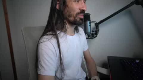 Snapshot of your_ice_cream chatting on June 17, 12:46 am Siebel. online show from June 17, 12:46 am