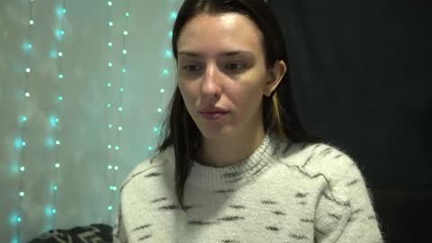 Snapshot of your_little_flexible_girl chatting on February 27, 9:04 pm Meri online show from February 27, 9:04 pm