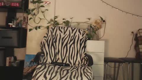 Viky online show from December 17, 12:11 pm