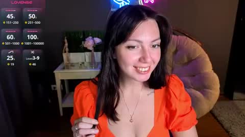Snapshot of your_little_mom chatting on July 8, 10:53 am Viky online show from July 8, 10:53 am