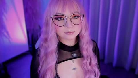 Snapshot of your_littlepervert_ chatting on June 18, 8:47 am Cami independent model online show from June 18, 8:47 am